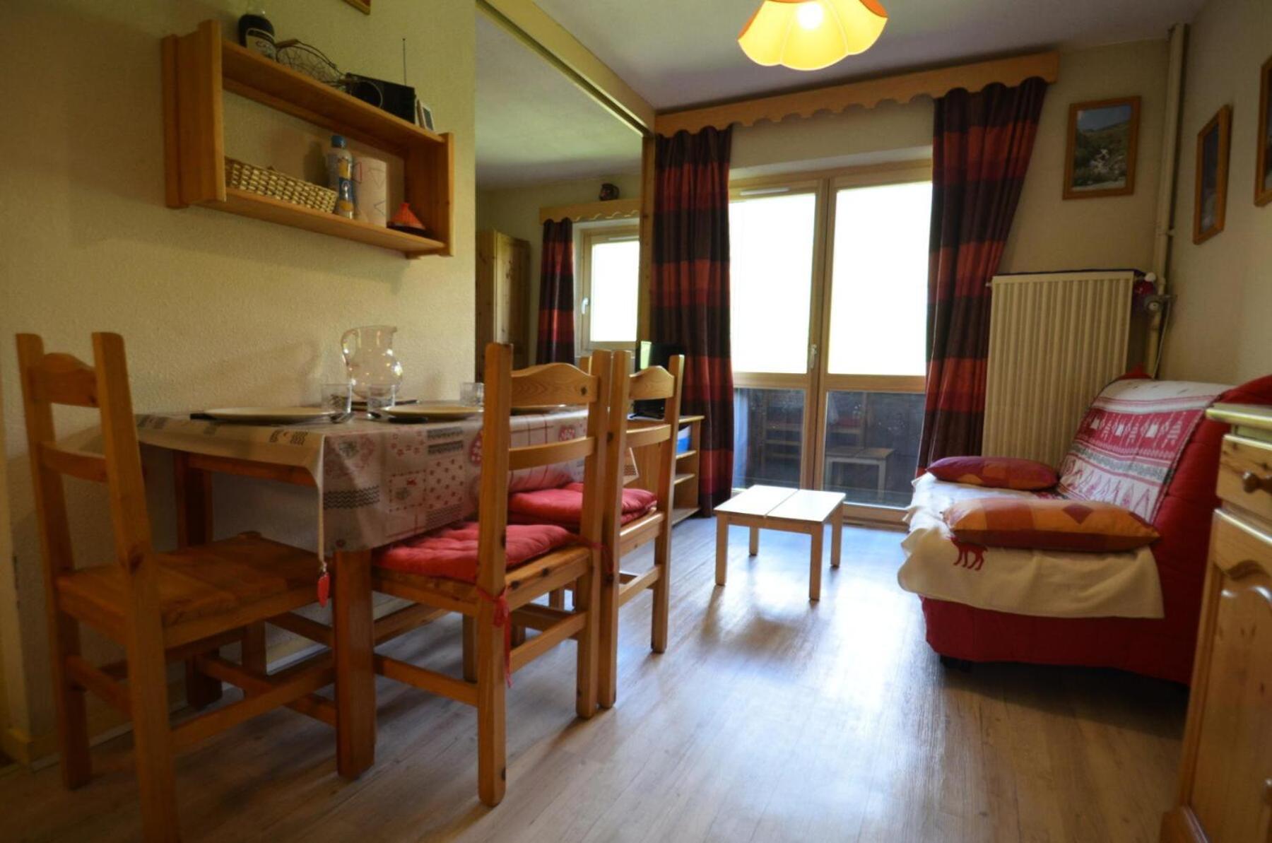 Jetay - Studio Pour 4 Personnes 604